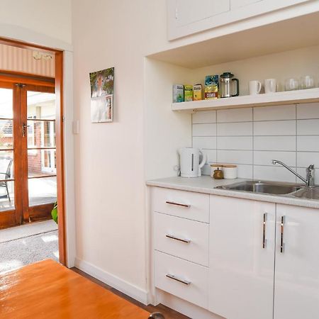Sunny Mornington 2 Bedroom Guest Suite Dunedin Exteriér fotografie